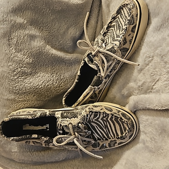 Sperry Sequin Sneaker Size 7M - Picture 3 of 12